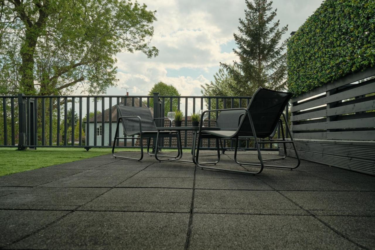 Modern Spacious House - Sleeps 16, Free Parking, Sun Terrace Nuneaton Exterior foto
